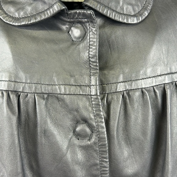 Liz Claiborne Black Lamb Leather Jacket Cropped Snap Front Peter Pan Collar - Picture 5 of 12
